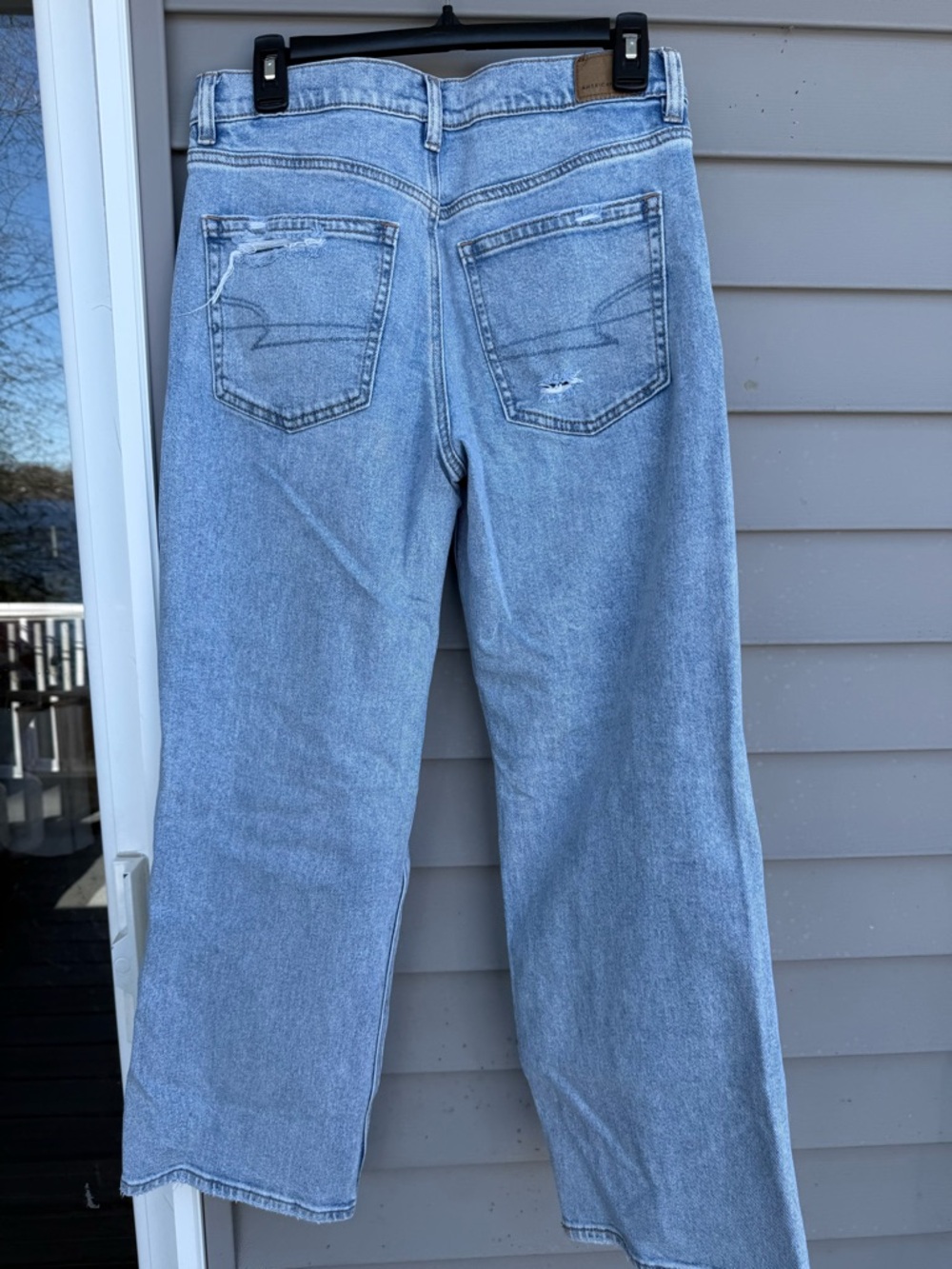 American Eagle Outfitters Ripped High-Waisted Light Blue Stovepipe Jean - Picture 5 of 11